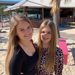 Meet your Posher, Dillian